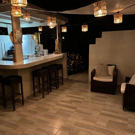 Aloe B&B Oranjestad Ngoại thất bức ảnh
