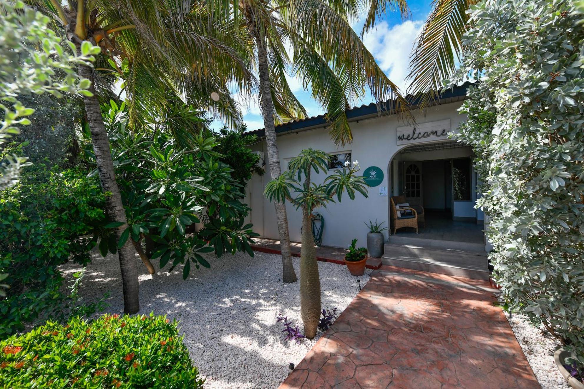 Aloe B&B Oranjestad Ngoại thất bức ảnh
